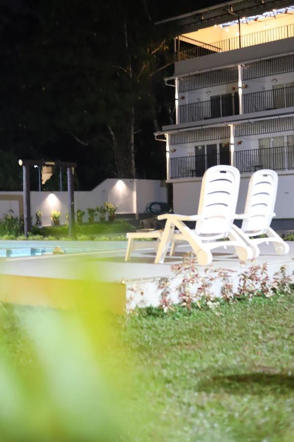 Seeheim Resorts Атхирапали Екстериор снимка